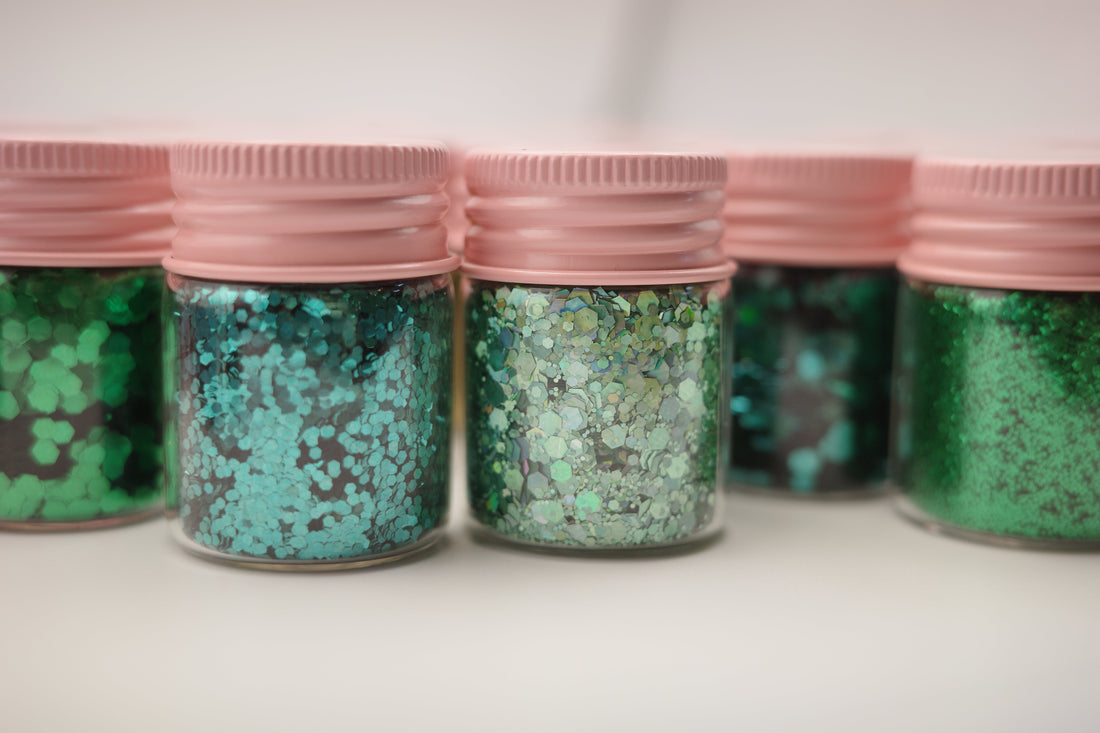 5 FUN GLITTER CRAFTS TO DO WITH YOUR KIDS